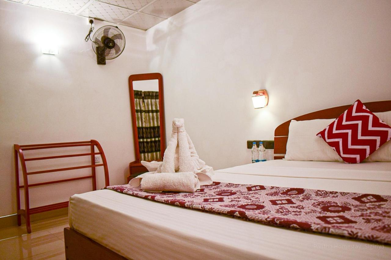 Palitha Homestay Сигирия Экстерьер фото